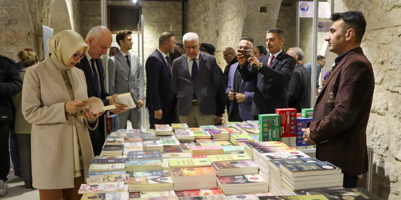Mersin 1. Kitap ve Kültür Günleri etkinliği sürüyor