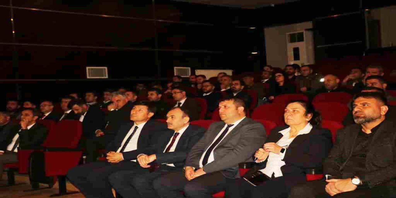 Şırnak’ta eğitimde kaliteyi artırma yolunda ilçe müdürleri ile toplantı yapıldı