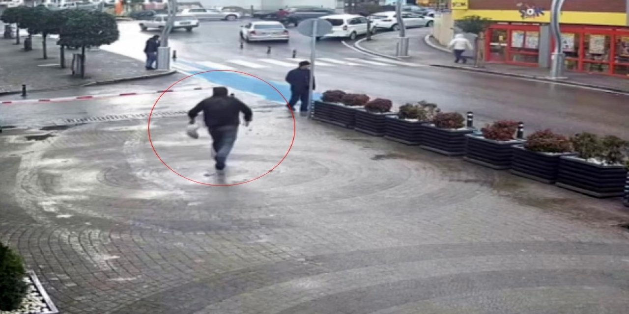 Dilencinin "Oscarlık" performansı zabıtayı görünce son buldu, o anlar kamerada