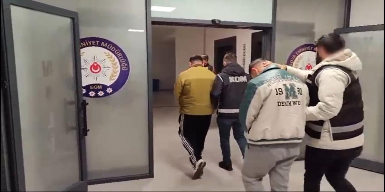 Yalova'daki devre mülk sahiplerini 20 milyon dolandırdılar