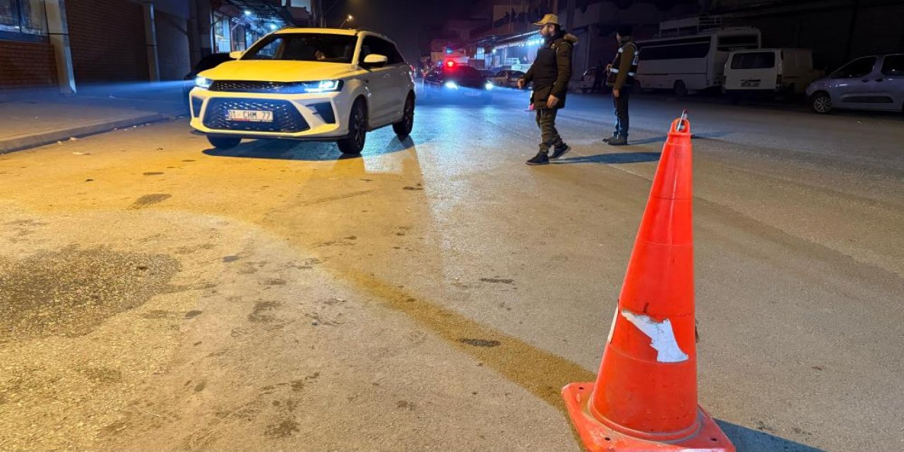 Adana'da helikopter destekli "Huzur ve Güven" uygulaması: 63 şüpheli yakalandı