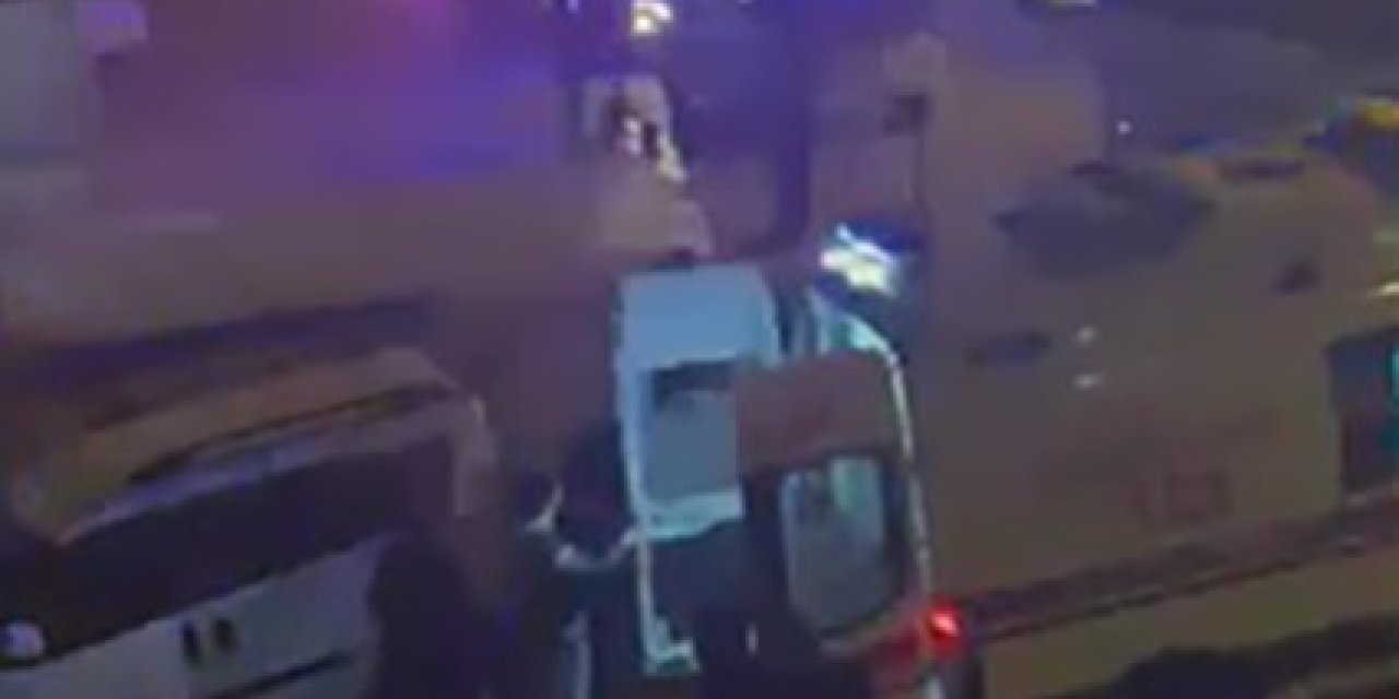 İstanbul'da dehşet! Sokak ortasında eski eşini bıçakladı