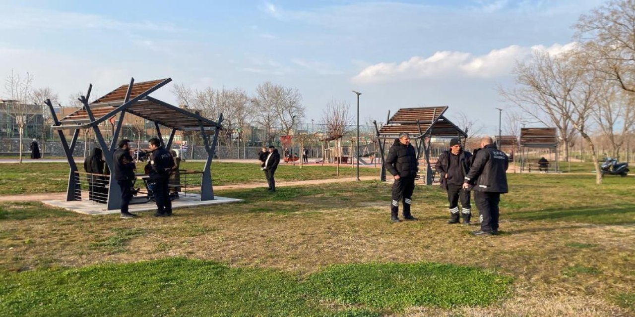 Kavgayı ayıran güvenlik görevlisi döner bıçağıyla yaralandı