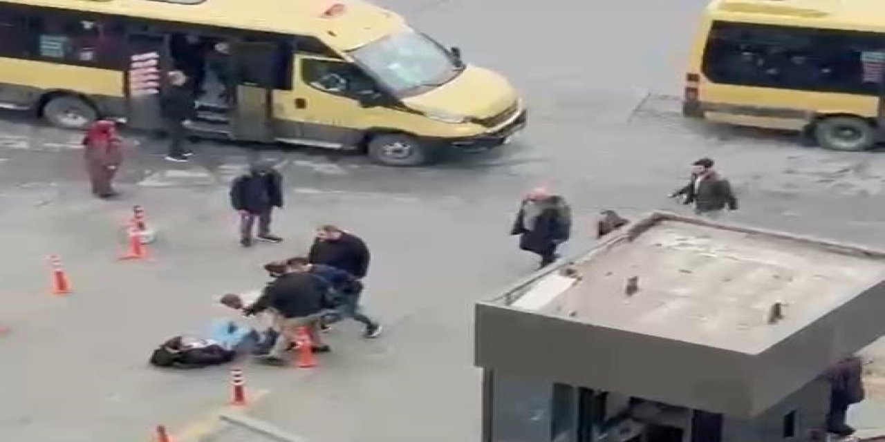 Dolmuş şoförü yolcuyu böyle darp etti