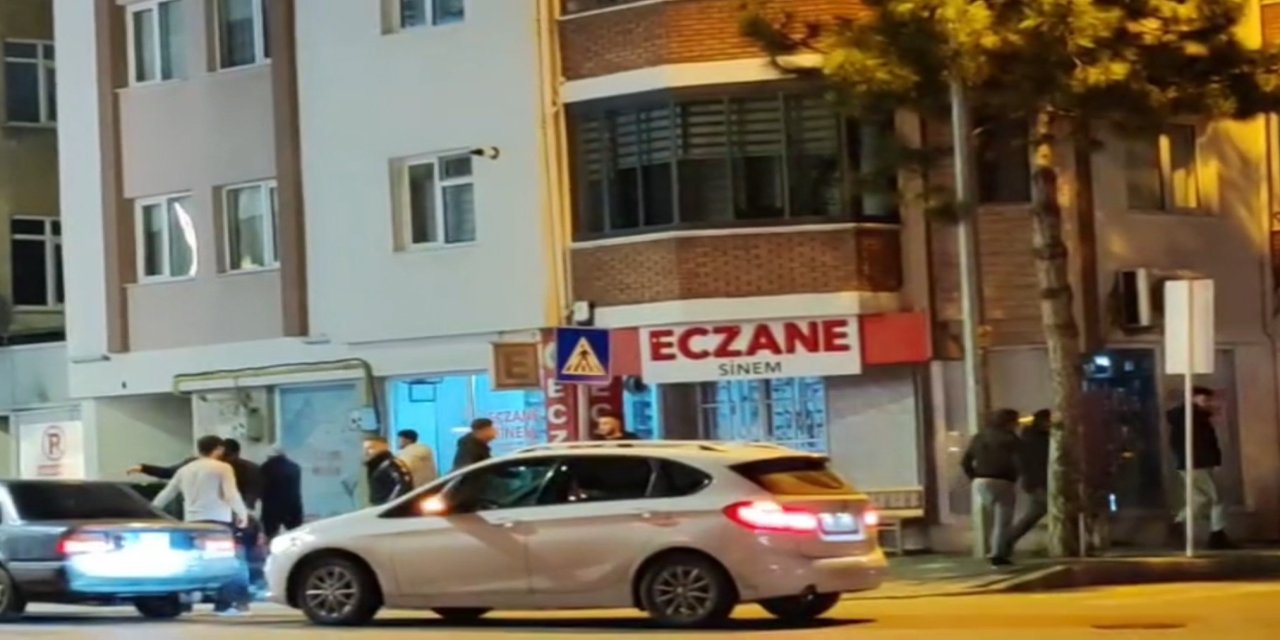 Yumrukların havada uçuştuğu kavgada silah sesleri yükseldi