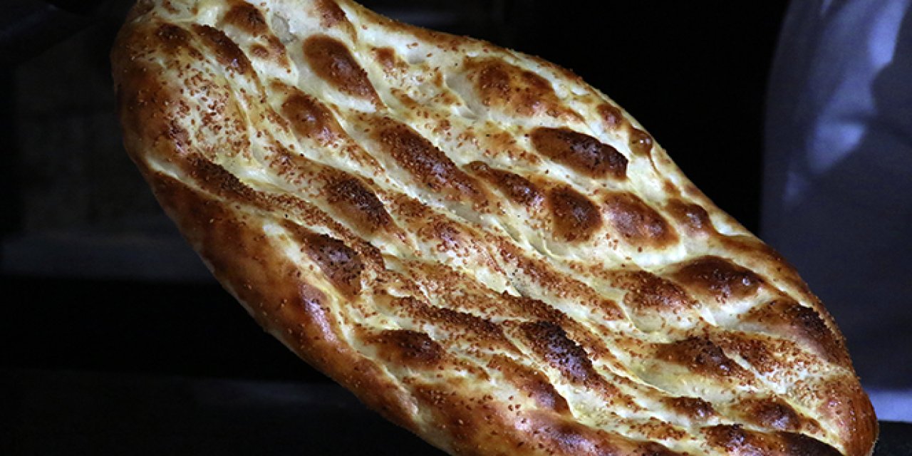 350 gram Ramazan pidesi 30 liradan satışa sunulacak