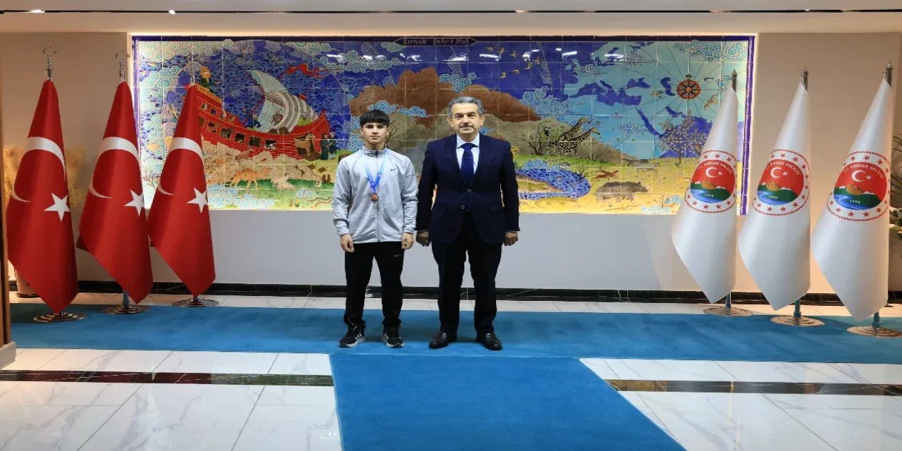Şırnaklı Şampiyon Sporcu Güzel, Vali Birol Ekici’yi Ziyaret Etti