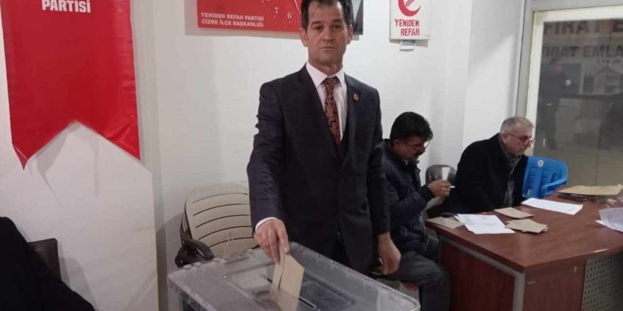 Yeniden Refah Partisi Cizre İlçe Başkanı Ahmet Göymen güven tazeledi