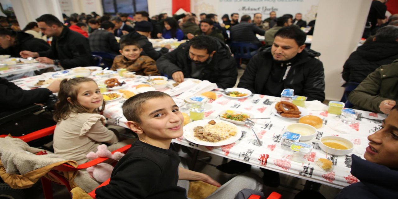 Şırnak'ta Her Gün 400 Kişiye İftar