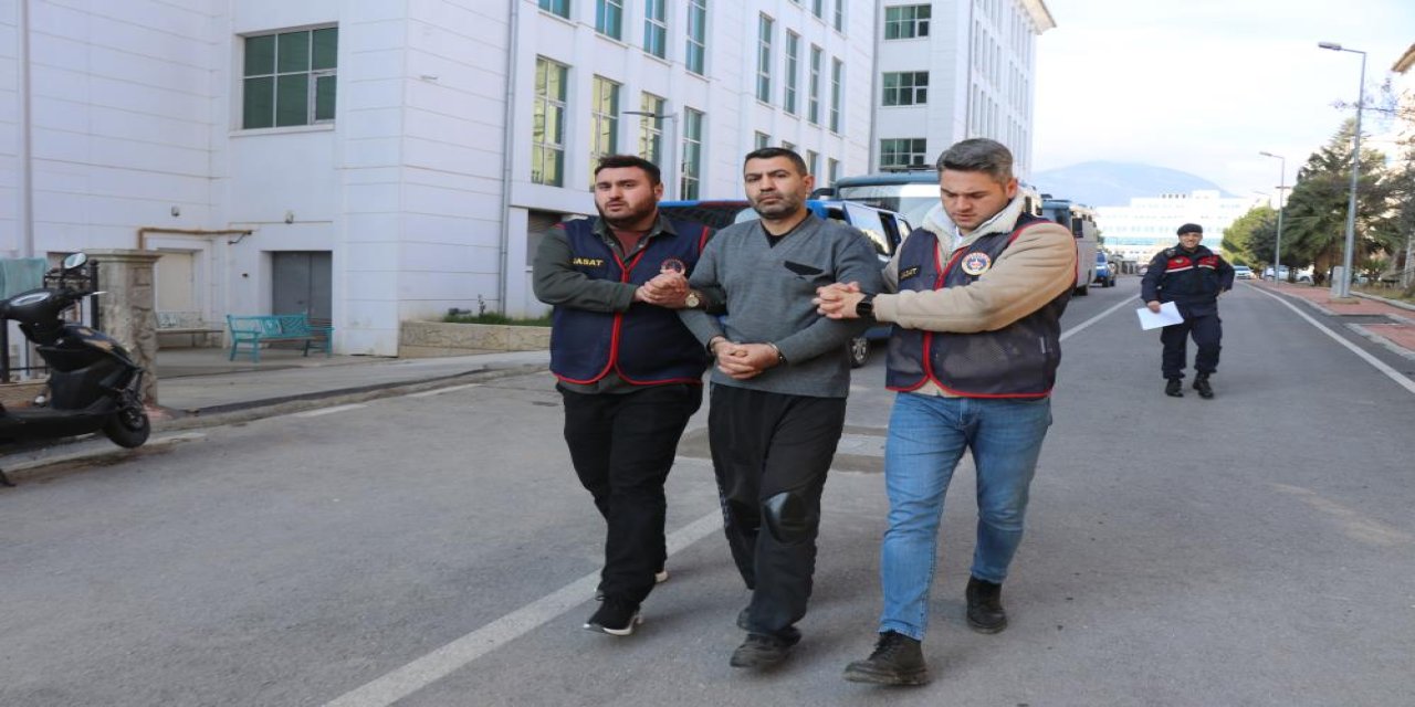 MİT Görevlisiyim Diyerek Herkesi Kandırdı!