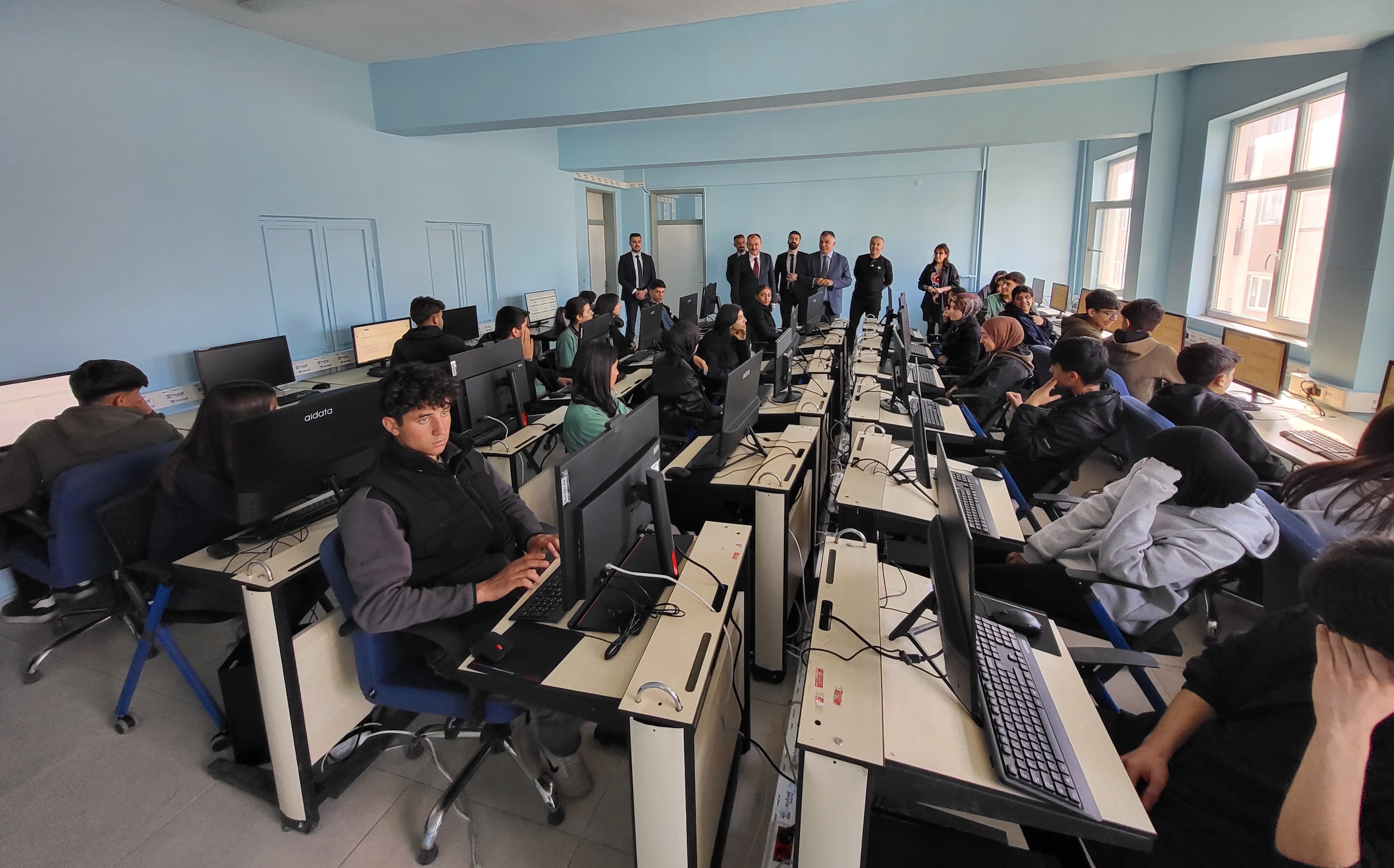 Şırnak'ta Eğitim Vizyonu: Genel Müdür Öğretmenler ve Öğrencilerle Görüştü