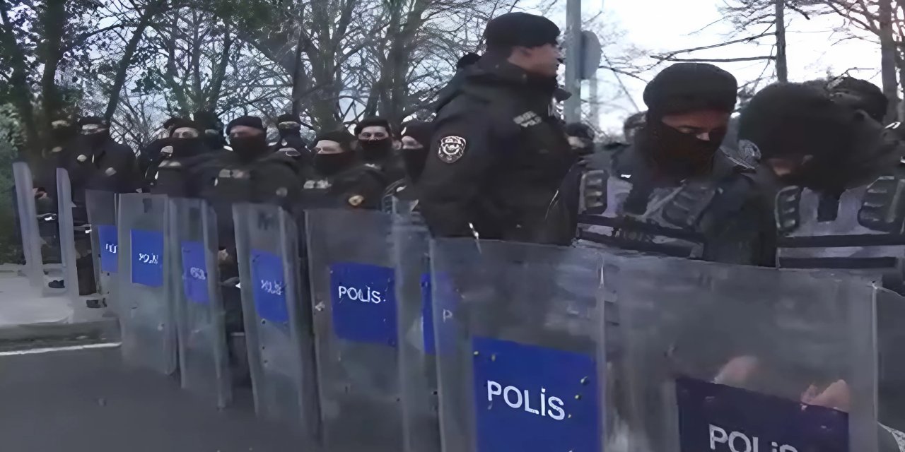 İBB'deki "terör ve örgütlü suçlar" soruşturmalarında gözaltı sayısı 87‘ye yükseldi