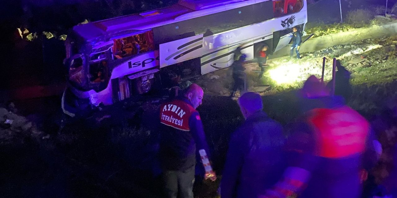 Otobüs Kazasın 1 kişi öldü 32 kişi yaralandı, facia ucuz atlatıldı