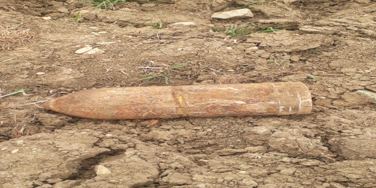 Çanakkale'de mezarlık kazısında patlamamış top mermisi bulundu