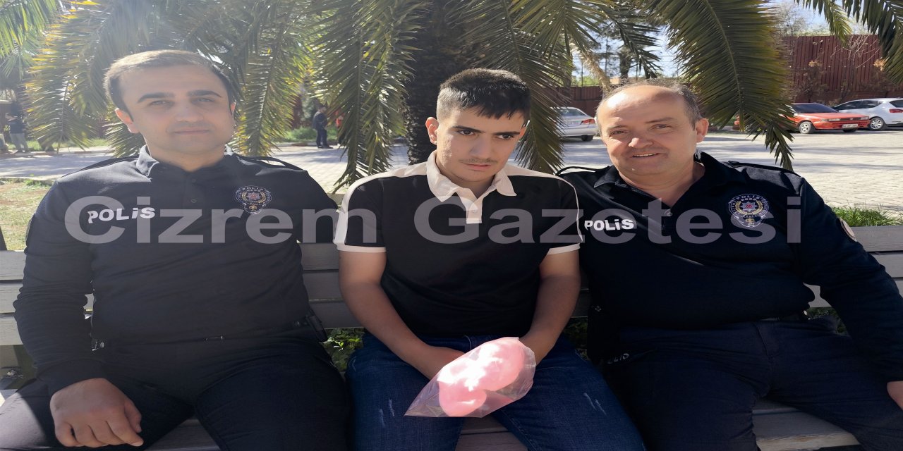 Nevruz’da Engelli Çocuktan Pamuk Şeker Alan Polisler, Silopi’de Bir Araya Gelerek Yaşadıklarını Anlattı
