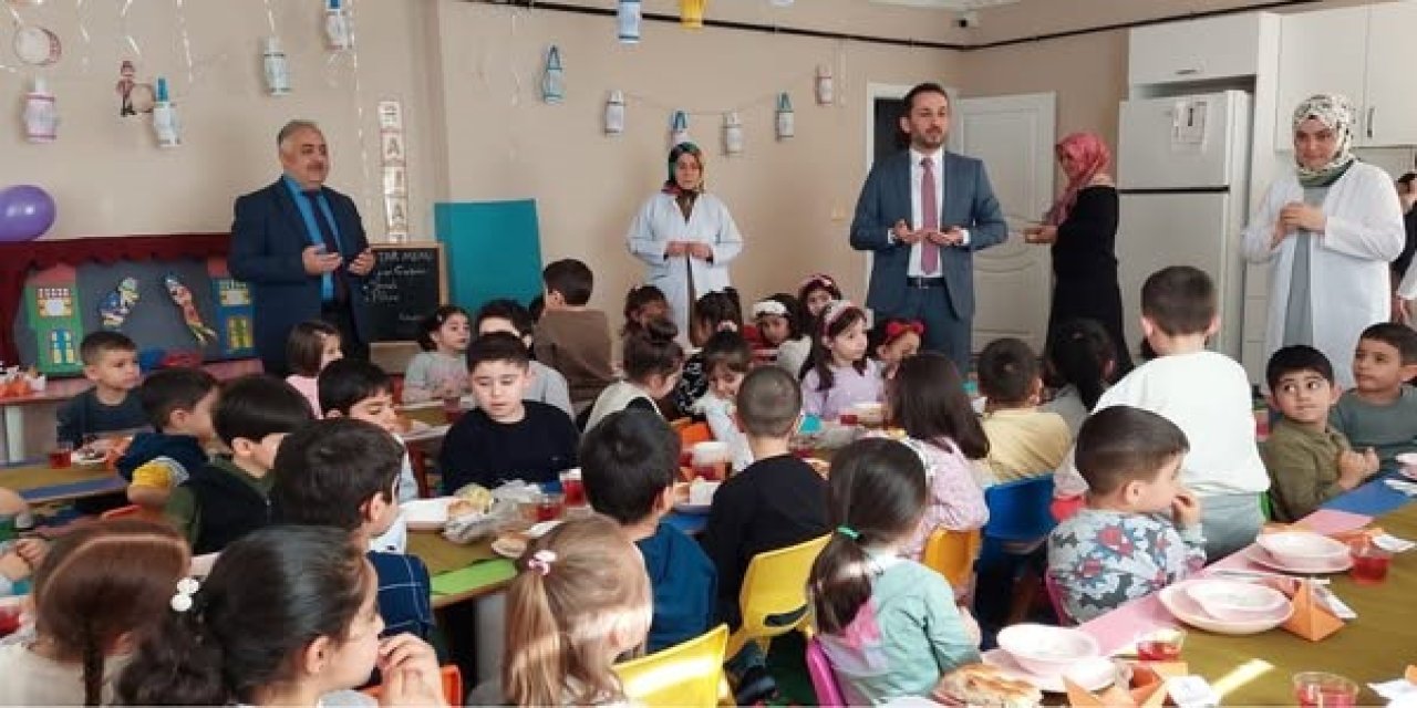 Tekne oruçlarını öğle ezanıyla açtılar