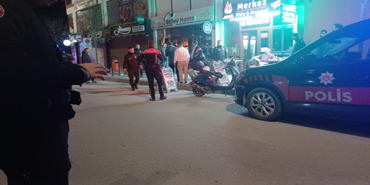 Restorandaki bıçaklı kavgada kan aktı: 1 ölü, 3 yaralı