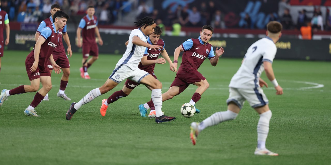Trabzonspor U19, UEFA Gençlik Ligi'nde yarı finalde