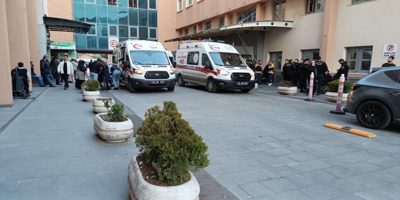 Batman’da düğün salonunda bıçaklı kavga: 3 yaralı