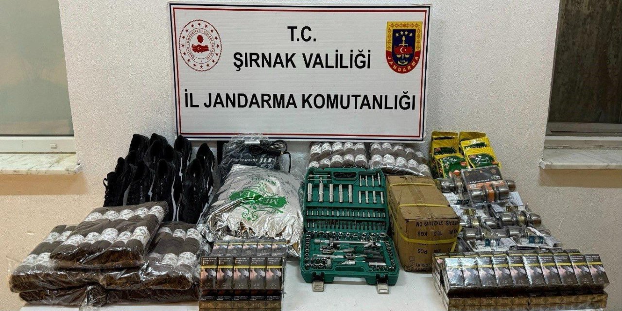 Şırnak’ta Jandarmadan Kaçakçılığa Büyük Darbe: 1 Milyon TL’lik Malzeme Ele Geçirildi