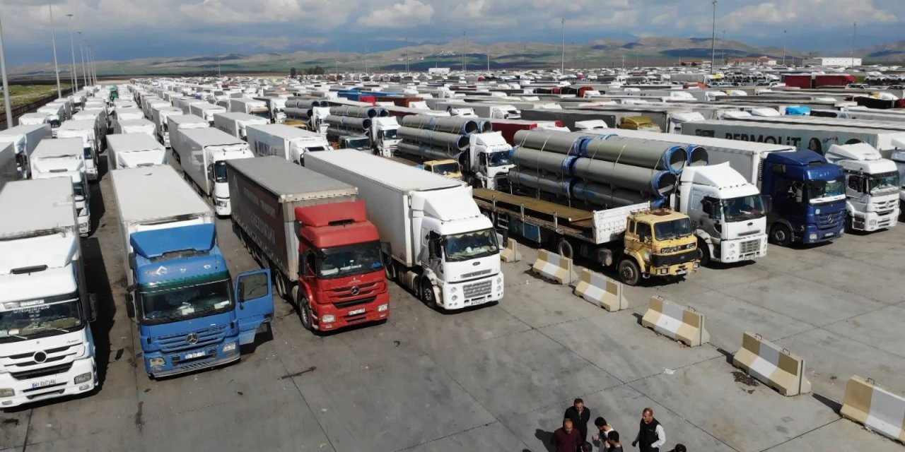 Şırnak’ta Nakliyeciler Sera Projesini Bekliyor
