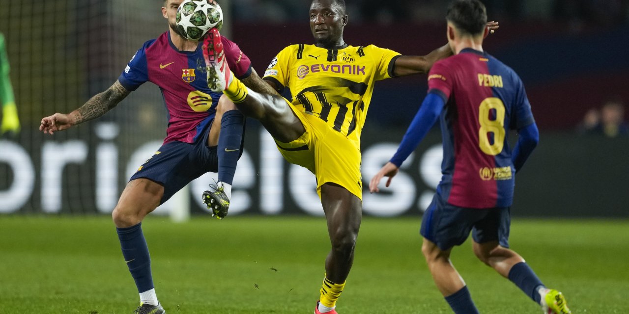 Barcelona yarı final kapısını araladı: Barcelona 4 Borussia Dortmund 0