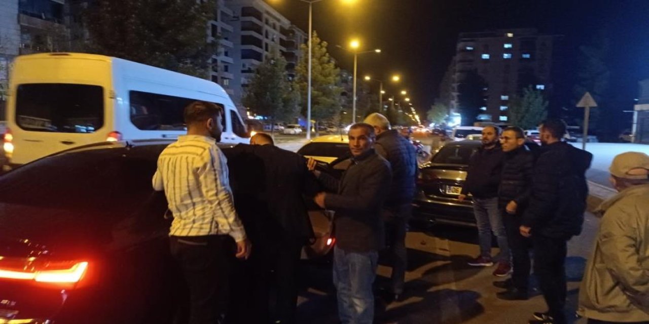 Mardin'de trafik kazası: AK Parti Midyat İlçe Başkanı Yarış ile 6 kişi yaralandı