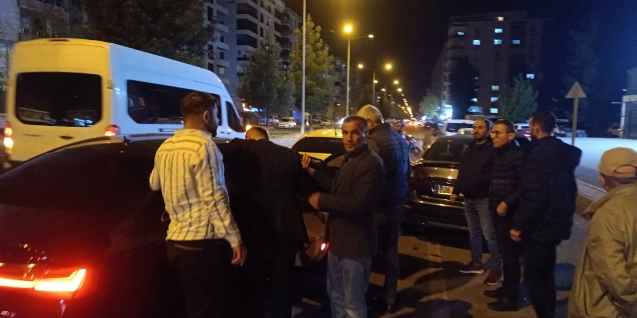 AK Parti Midyat İlçe Başkanı Atilla Yarış trafik kazasında yaralandı