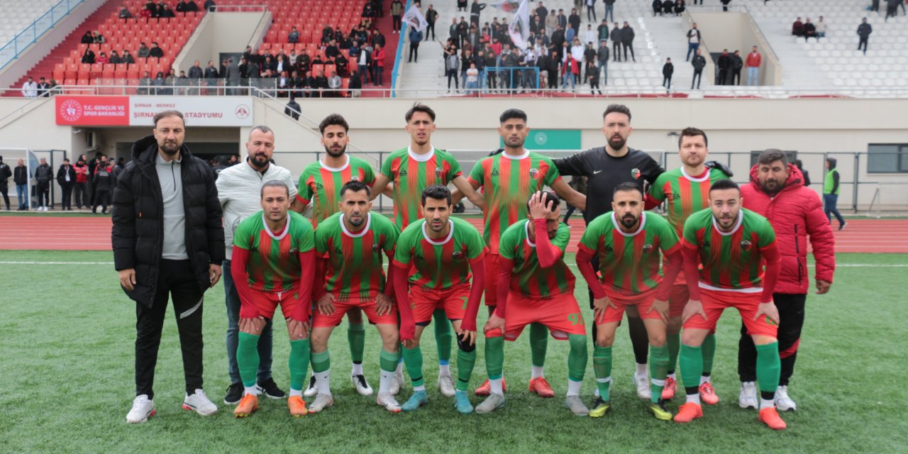 Cizre Botan Spor üstün oynadığı maçta Silopigücü Gençlik Spora 1-0 yenildi