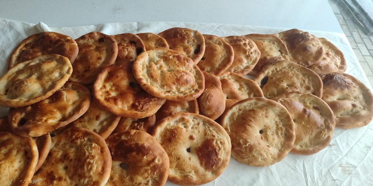 Şırnak'ta Kültürel Tatlar Yeniden Hayat Buluyor: İnci Ekmek Fırını Vatandaşlardan Tam Not Aldı