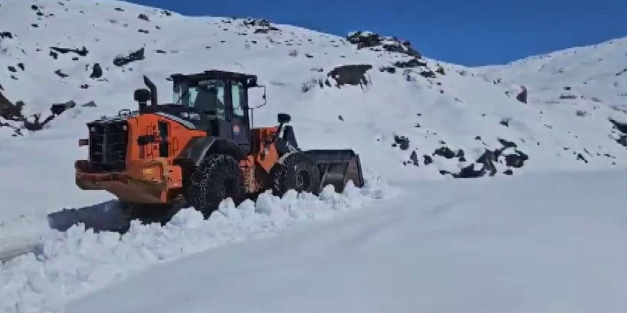 Şırnak’ta kar 25 santimi geçti