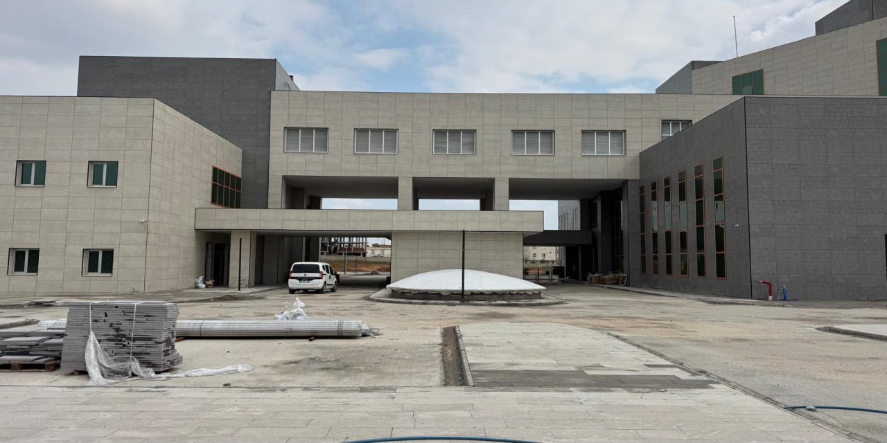 Silopi’ye Nefes Aldıracak Hastane Temmuz’da Açılıyor!