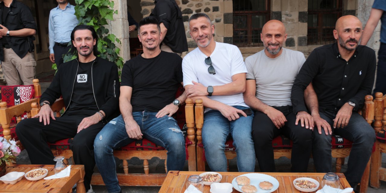 Galatasaray'ın Efsaneleri Cizre'de gençlerle buluştu