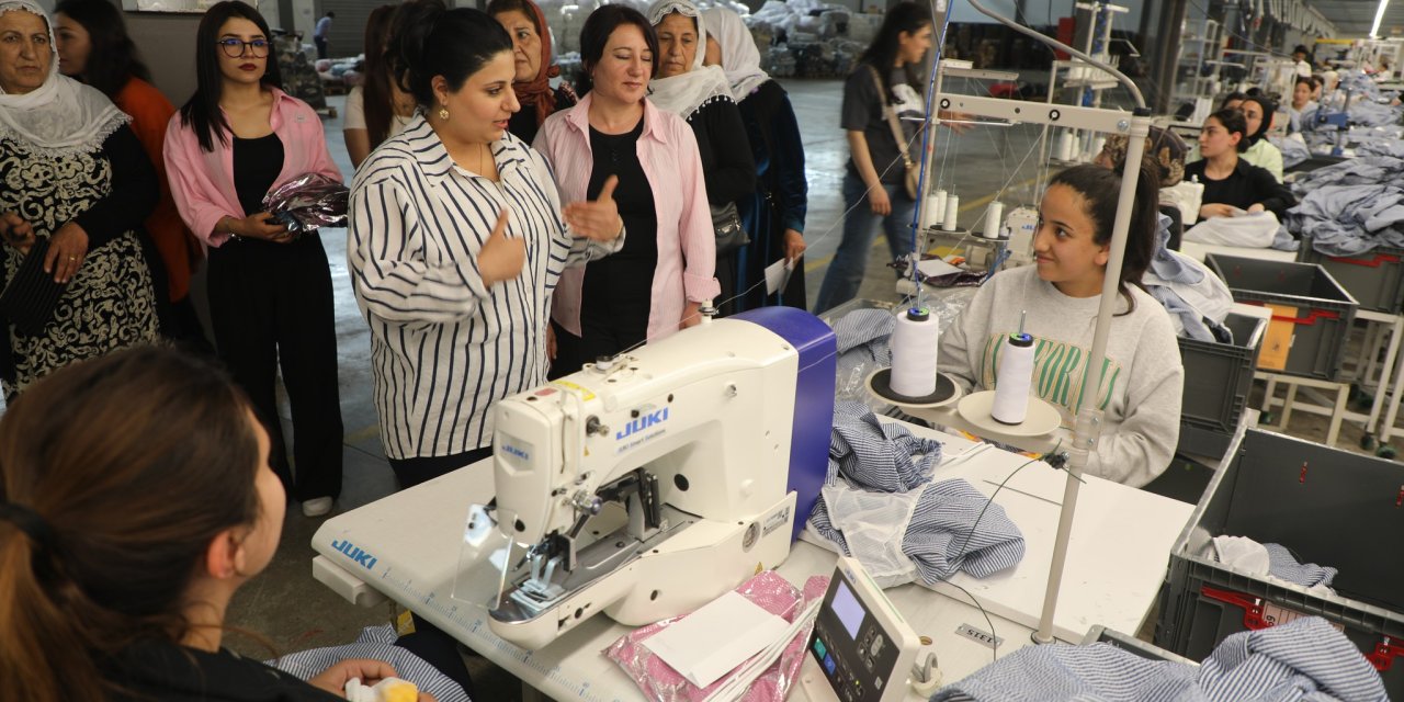 Cizre Belediye Başkanı emekçi kadınlarla buluştu