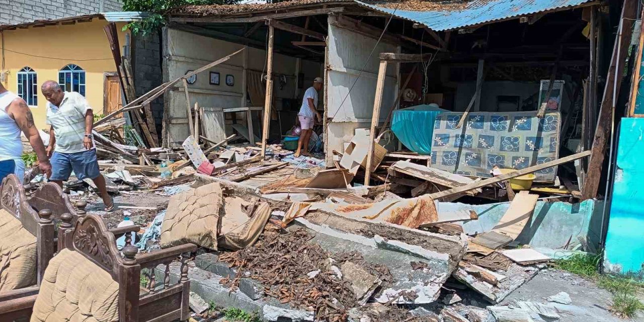 Ekvador’daki 6.3 büyüklüğündeki depremde 20 kişi yaralandı