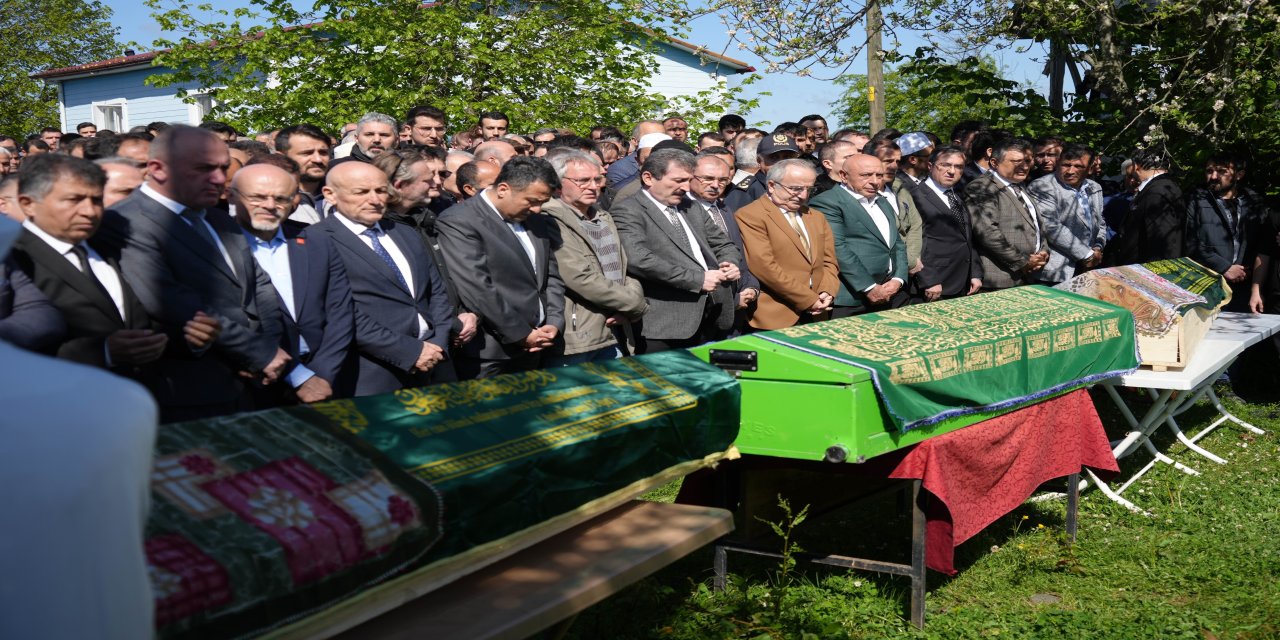 Heyelan faciasında ölen baba ile iki çocuğuna gözyaşı