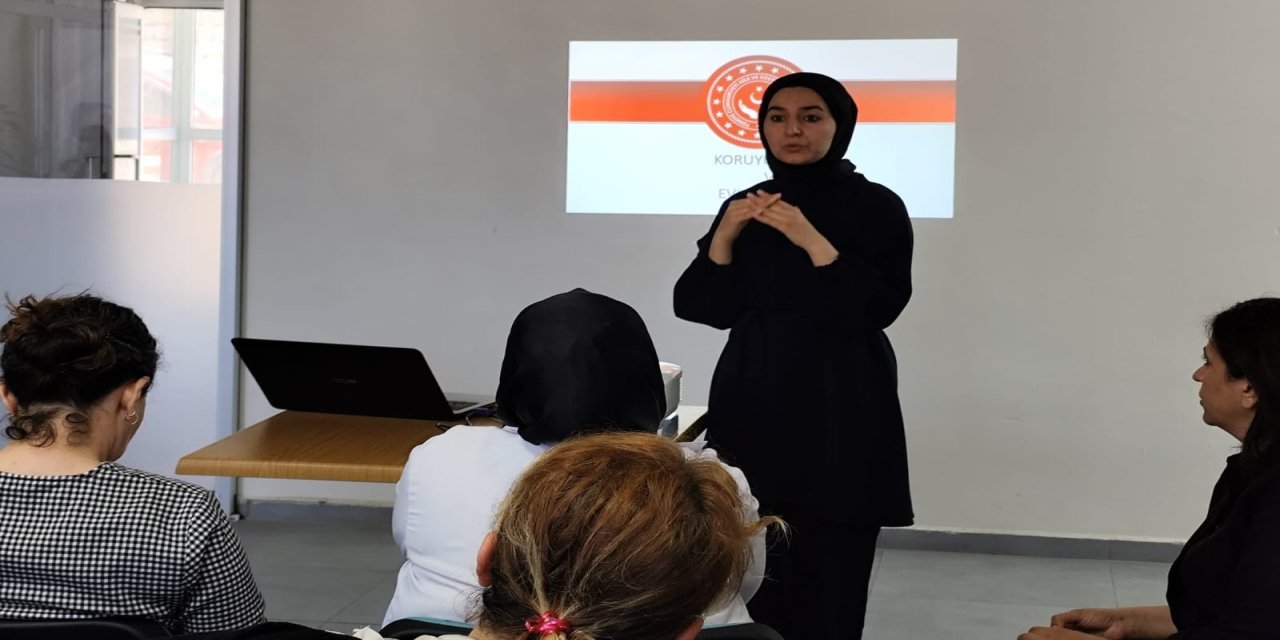 Şırnak'ta Aile Yılı Kapsamında Eğitim Semineri Düzenlendi
