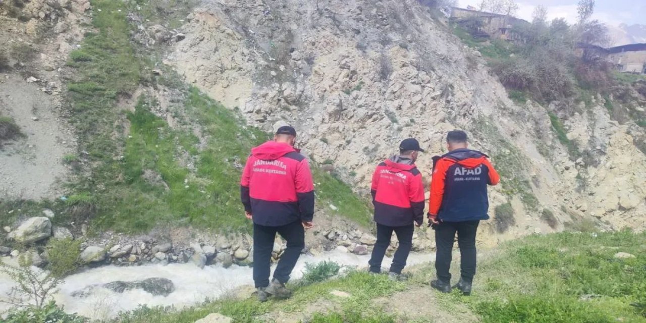 Hakkari'de 21 gündür kayıp kadını arama çalışmaları sürüyor