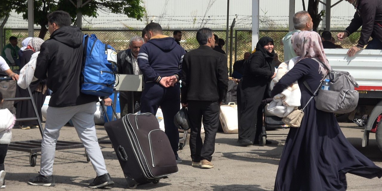 Suriyeli sığınmacıların gönüllü dönüşleri sürüyor