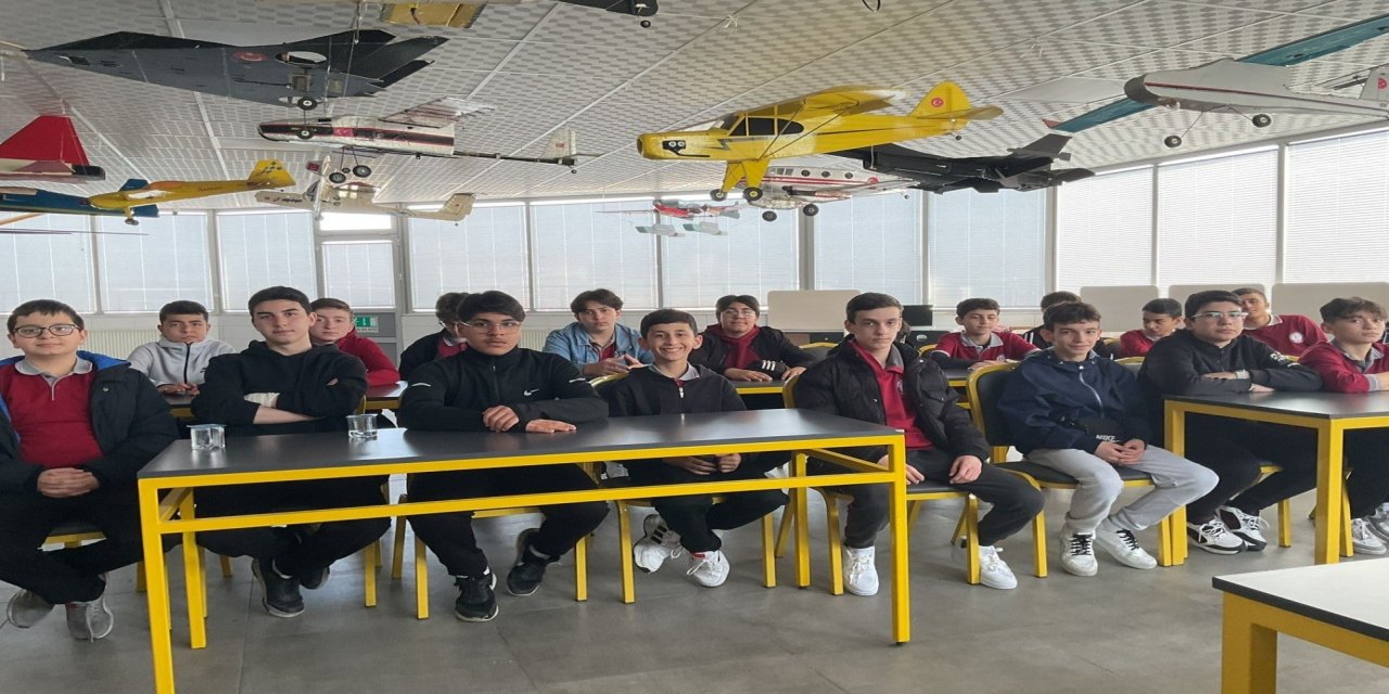 Öğrenciler adım adım hedefe