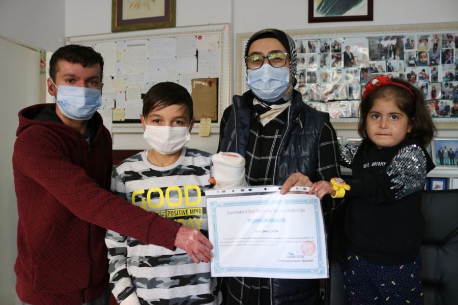 DİYARBAKIR'DAKİ DERNEK, KELEBEK HASTASI ÇOCUKLARIN BAKIMINA 1 YILDA 850 BİN LİRA HARCADI