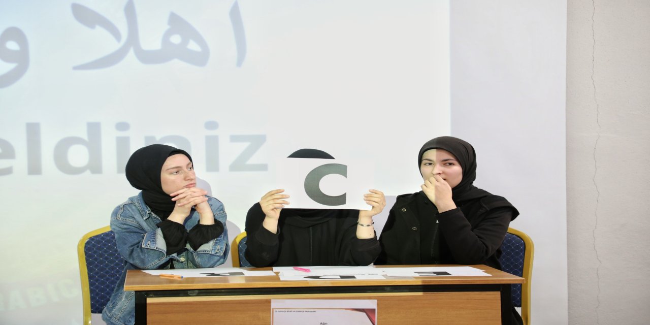 Ağrı'da Arapça Bilgi ve Etkinlik Yarışmaları il finali gerçekleştirildi