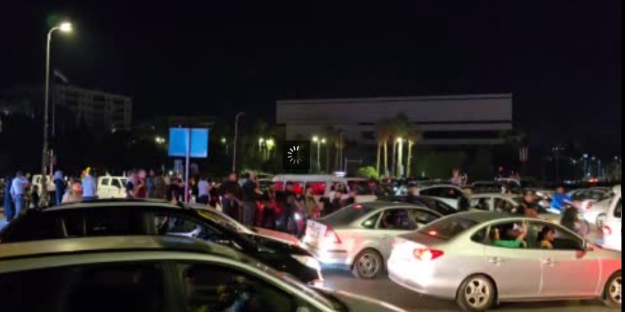 Suriye’de ABD’nin yaptırımları kaldırma kararı kutlandı
