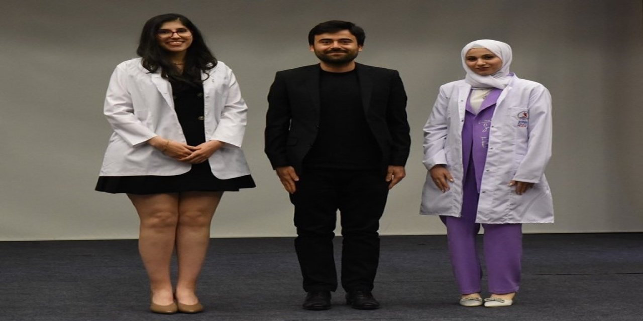 Eczacı adayları beyaz önlük giydi