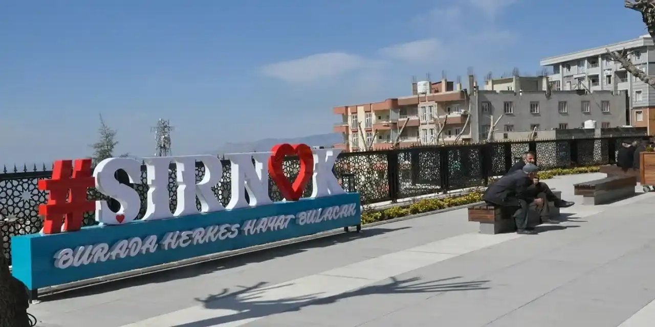 Şırnak’ın İl Oluşunun 35. Yılı Coşkuyla Kutlanıyor: Vali Birol Ekici’den Anlamlı Mesaj
