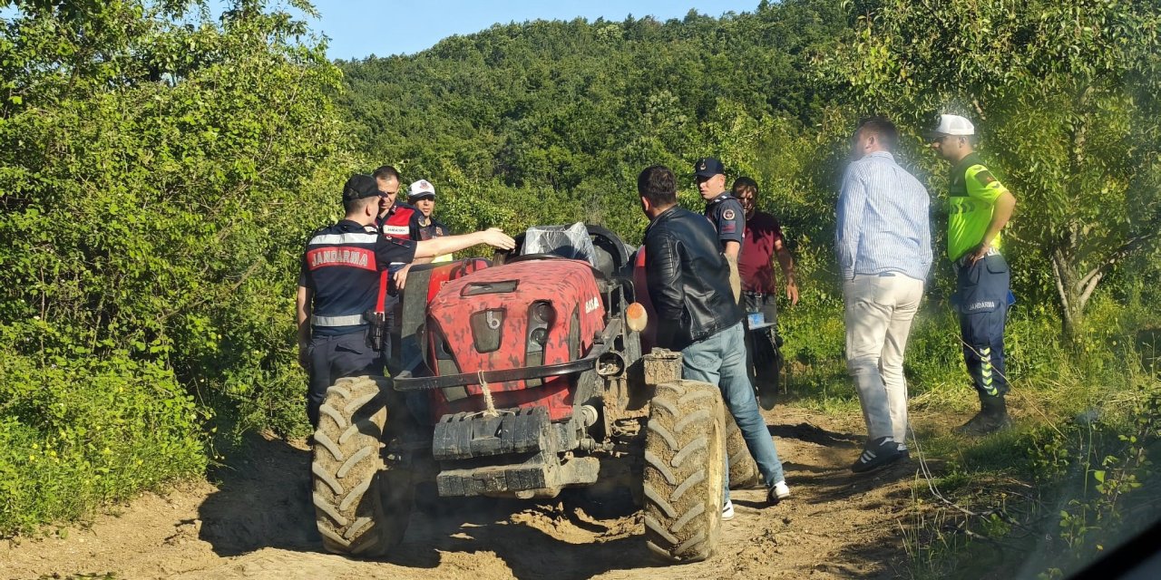Büyük acı...Babasının kullandığı traktörün altında kaldı