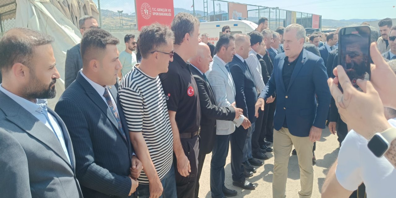 Cudi Cup Finaline Bakan Osman Aşkın Bak Katıldı