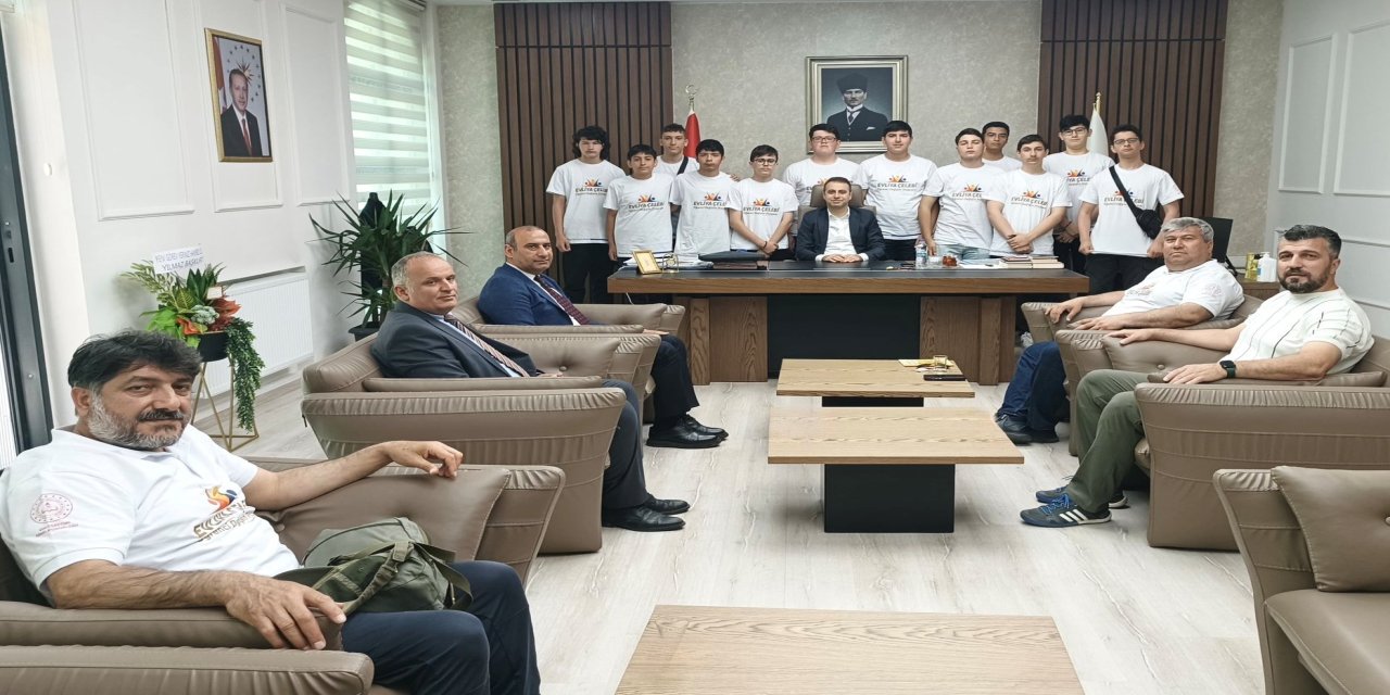 İstanbul'dan Gelen öğrenciler, Uludere Kaymakamı ile Buluştu