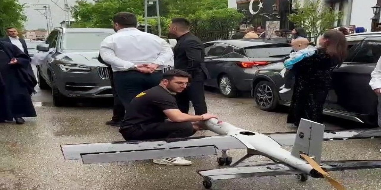 Teknoloji gelenekle buluştu, Düğün konvoyunun önü İnsansız Hava Aracı ile kesildi