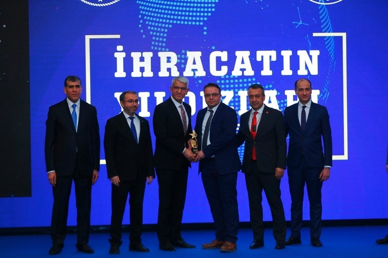 GÜNEYDOĞUNUN YILDIZ İHRACATÇILARI ÖDÜLLENDİRİLDİ